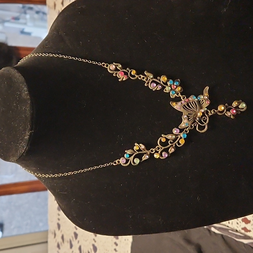 Bintage necklace